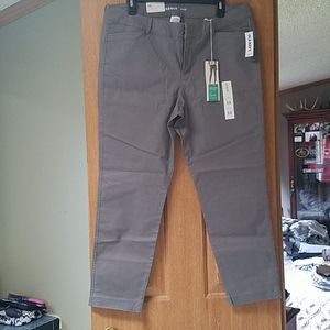 Old navy pants